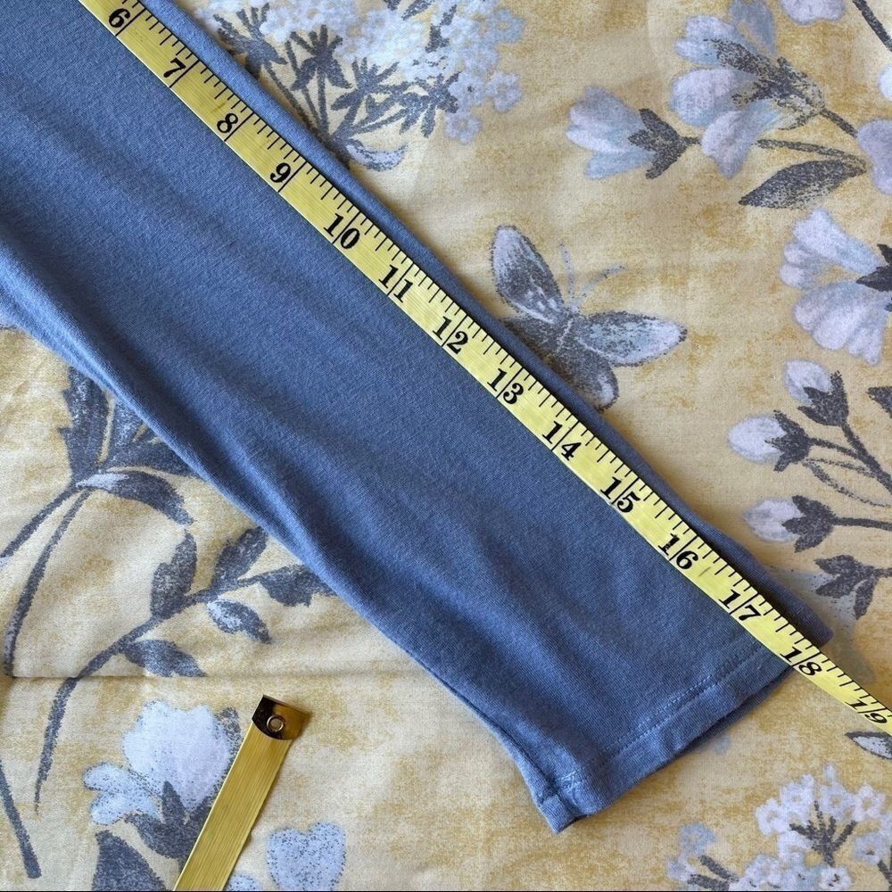 The Limited Outback Red Blue Eyelet Front Top - Picture 7 of 10